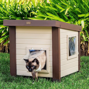 ecoFLEX Outdoor Cat House