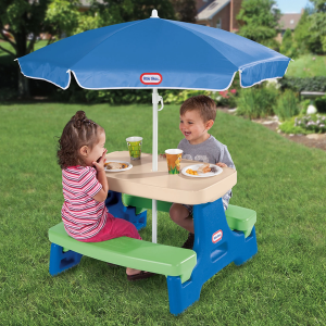 Little Tikes Jr. Picnic Table w/Umbrella